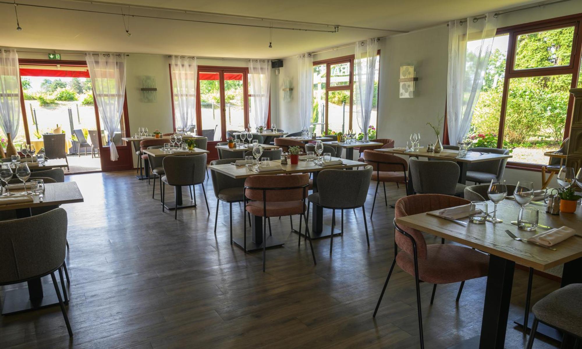 Hotel Restaurant Au Relais D'Alsace Rouffach Exterior photo